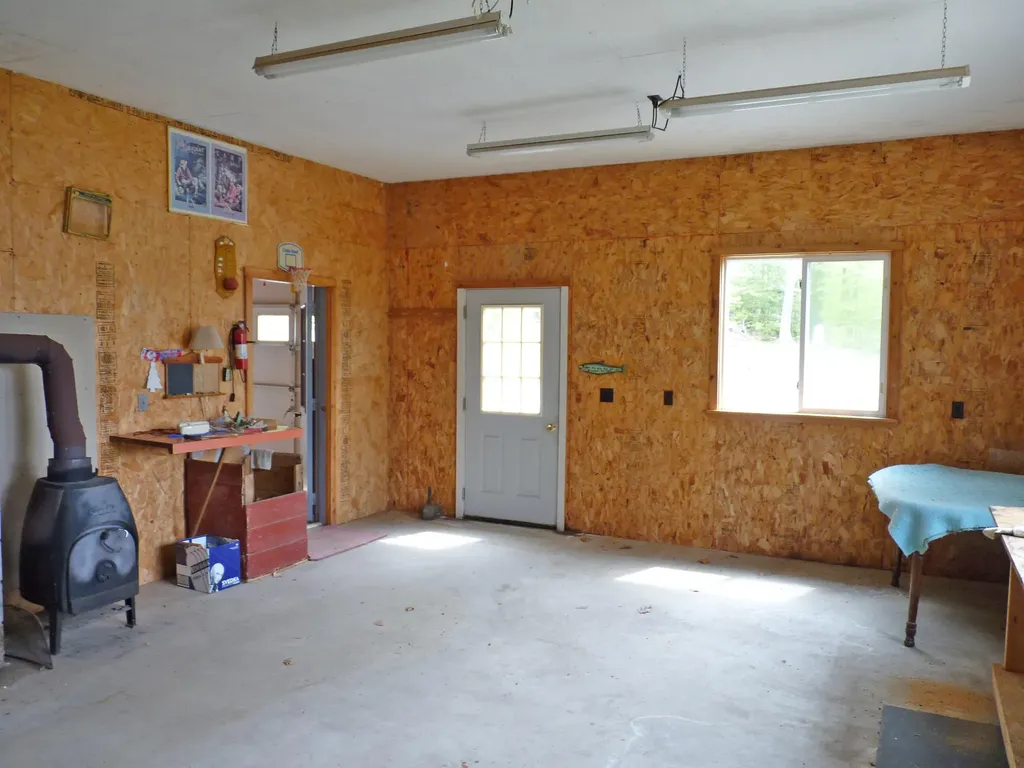 27 Oakwood Lane Ellsworth ME 04605