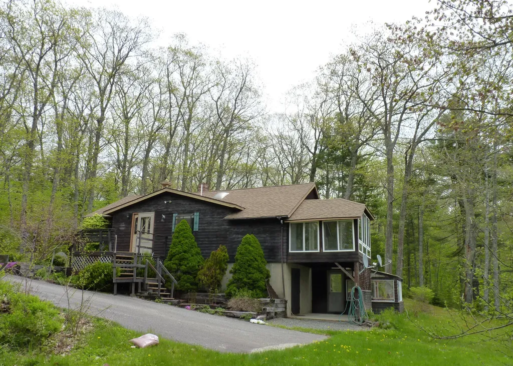 27 Oakwood Lane Ellsworth ME 04605