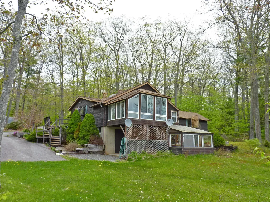 27 Oakwood Lane Ellsworth ME 04605