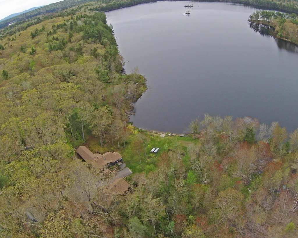 27 Oakwood Lane Ellsworth ME 04605