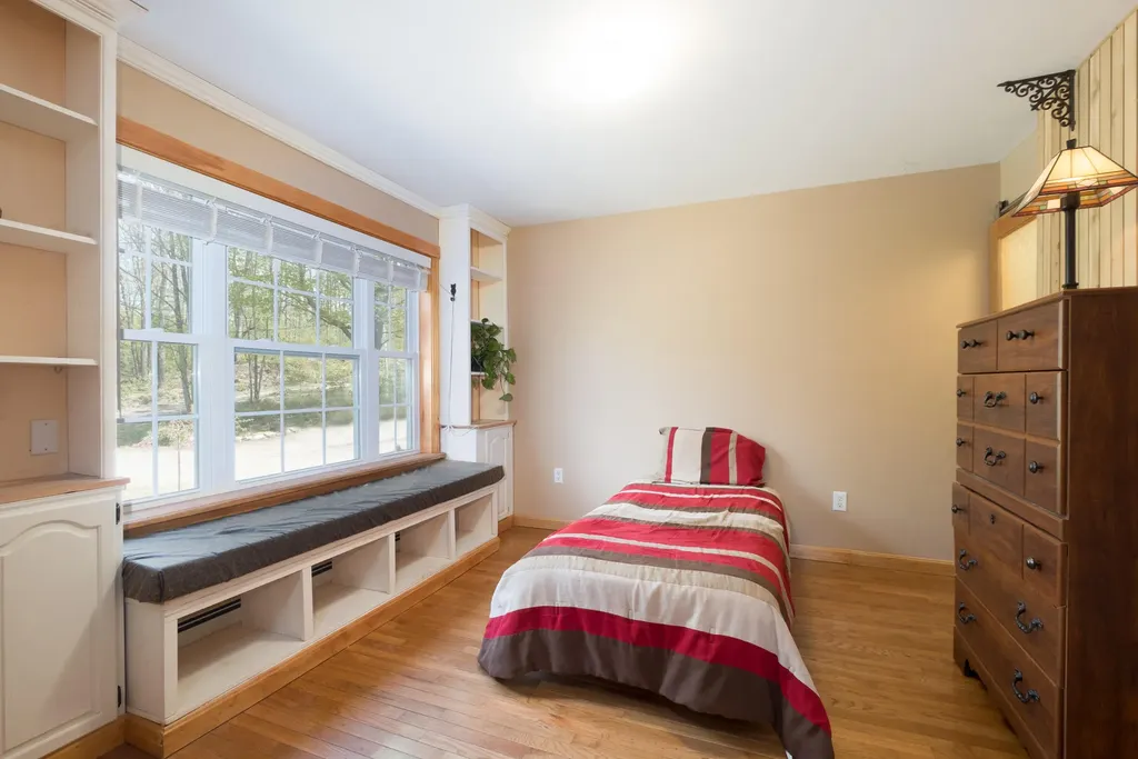 24 Upham Road Union ME 04862