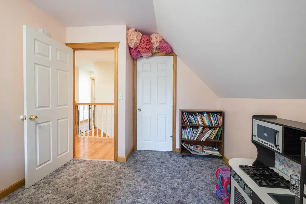 24 Upham Road Union ME 04862