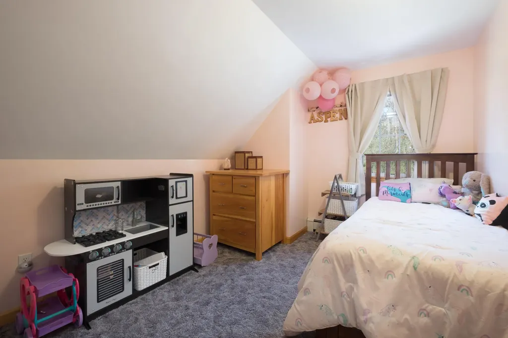24 Upham Road Union ME 04862