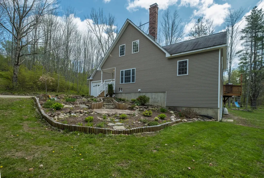24 Upham Road Union ME 04862