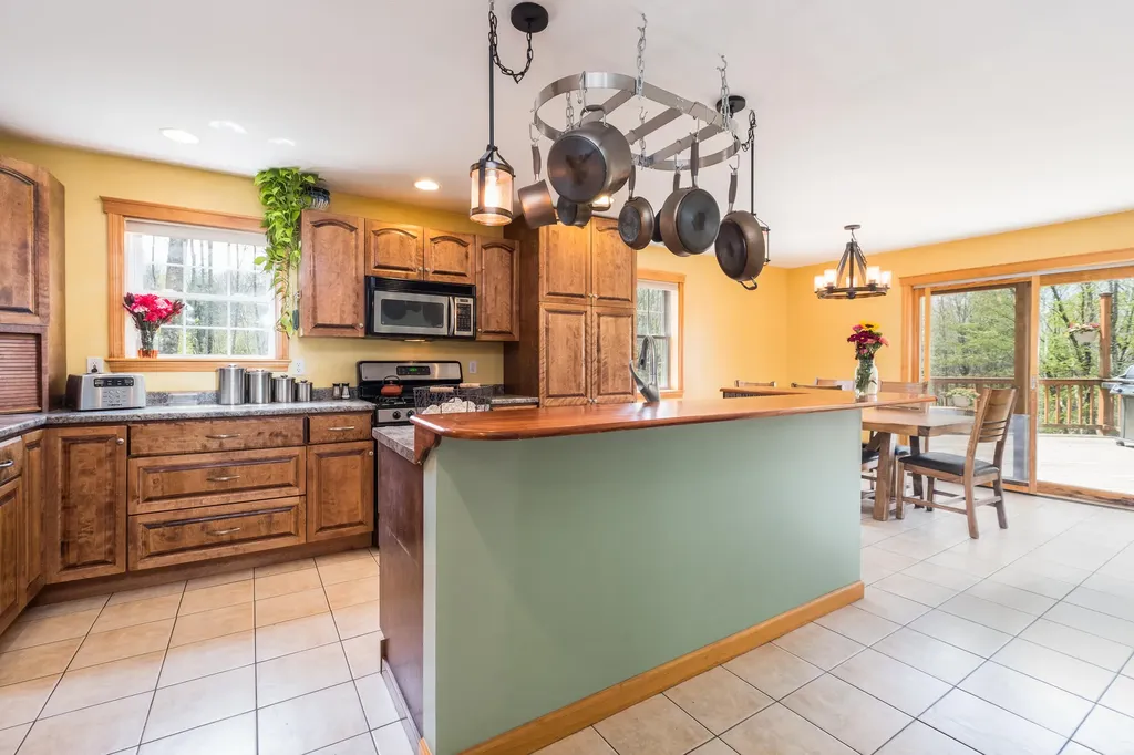 24 Upham Road Union ME 04862