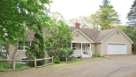 56 N Shore Lane Winthrop ME 04364