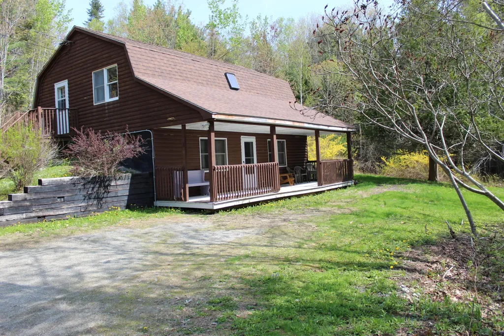155 Cross Road Bucksport ME 04416