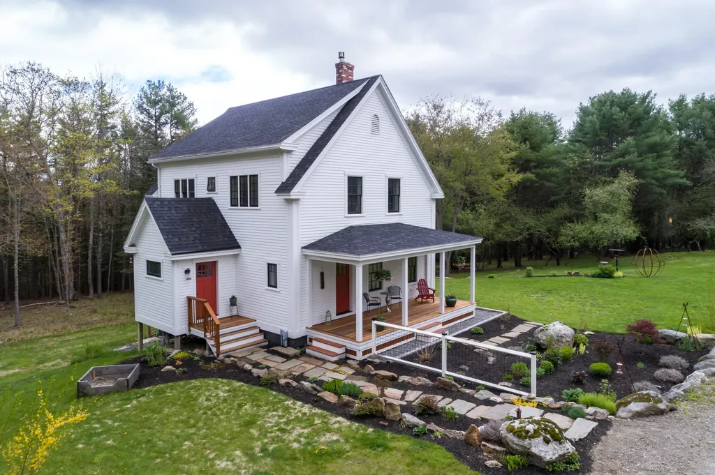 35 Mcfadden Road Arrowsic ME 04530