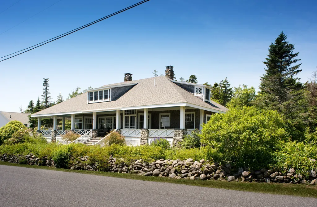 162 Pemaquid Loop Road Bristol ME 04554
