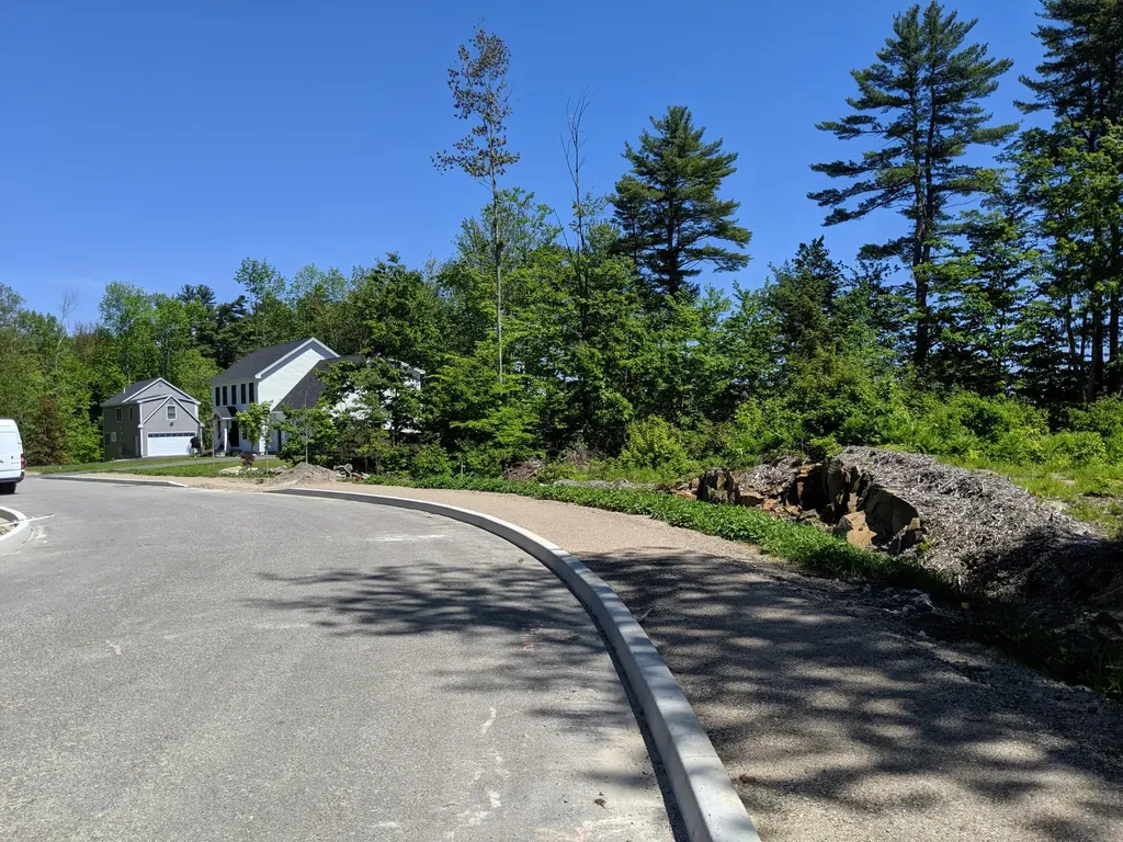 154 Berkshire Way Westbrook ME 04092