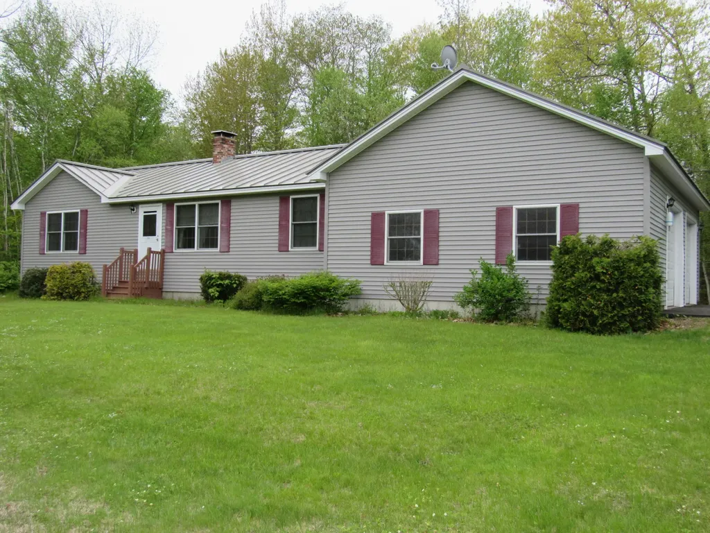 40 Grandview Drive Belgrade ME 04917
