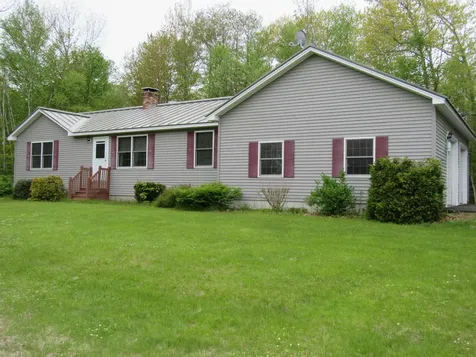 40 Grandview Drive Belgrade ME 04917