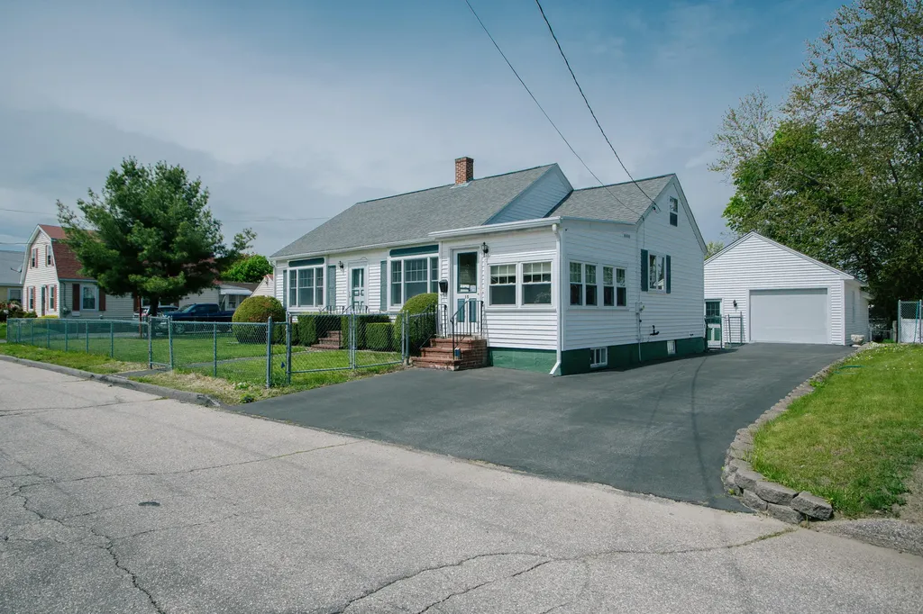 15 Wilson Street Biddeford ME 04005