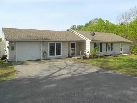 191 Bog Road Vassalboro ME 04989