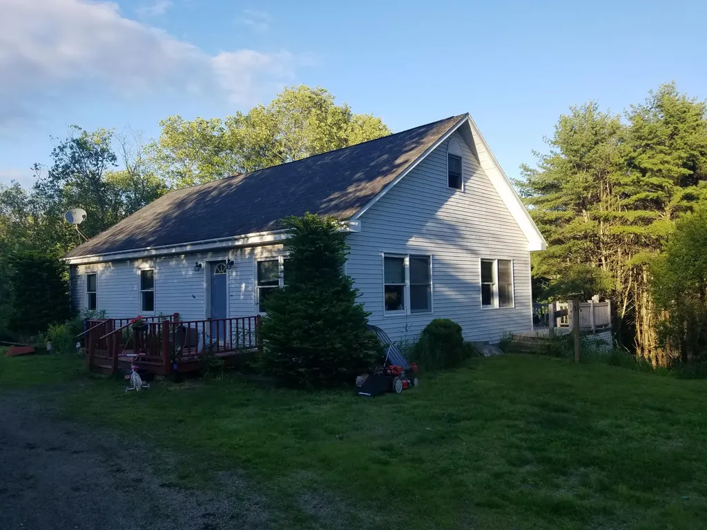 404 Hinks Road Jefferson ME 04348