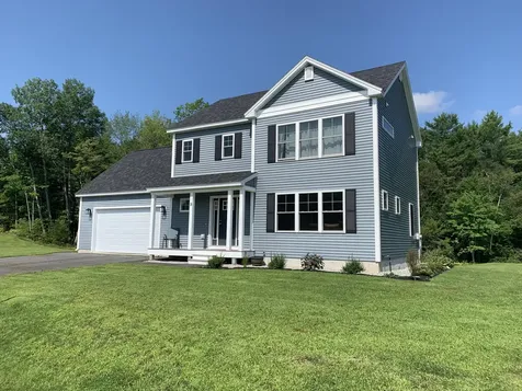9 Champagne Lane Lisbon ME 04250
