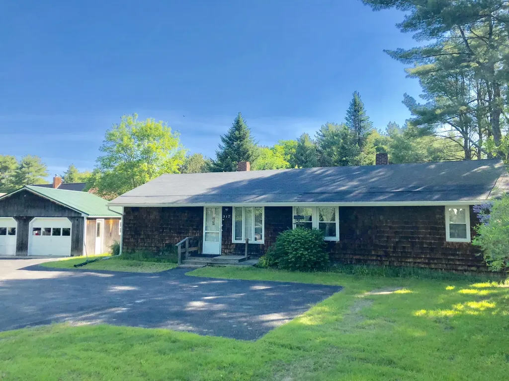 317 North Road Yarmouth ME 04096