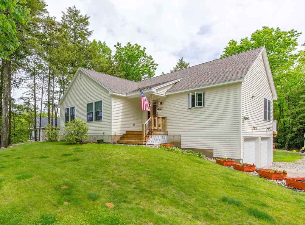 7 Magnolia Drive Gray ME 04039