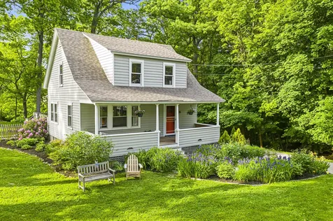 8 Mendum Avenue Kittery ME 03904
