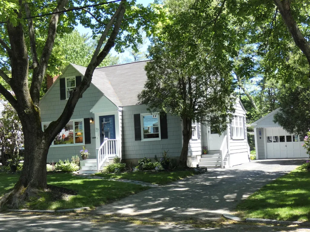 105 Caleb Street Portland ME 04102
