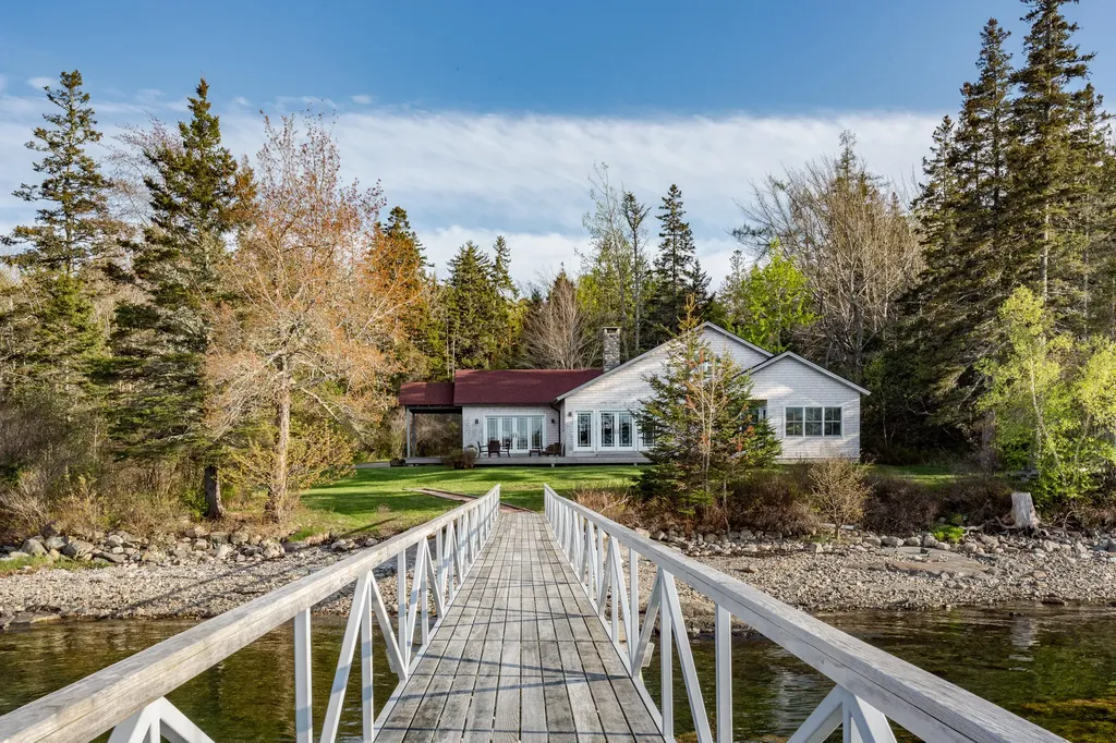 77 Seawall Road Southwest Harbor ME 04679