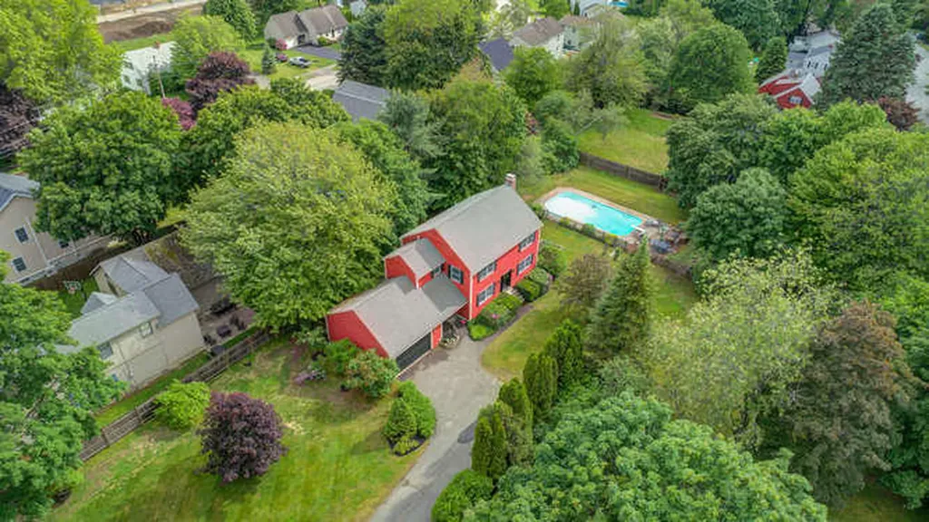 1758 Washington Avenue Portland ME 04103