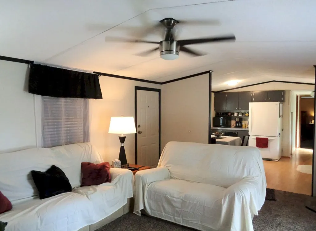 937 Hartland Road Canaan ME 04924