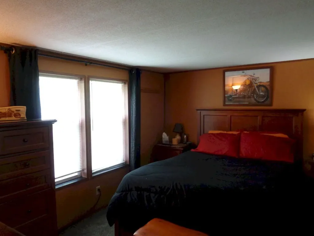 937 Hartland Road Canaan ME 04924