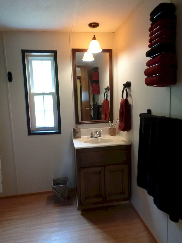 937 Hartland Road Canaan ME 04924