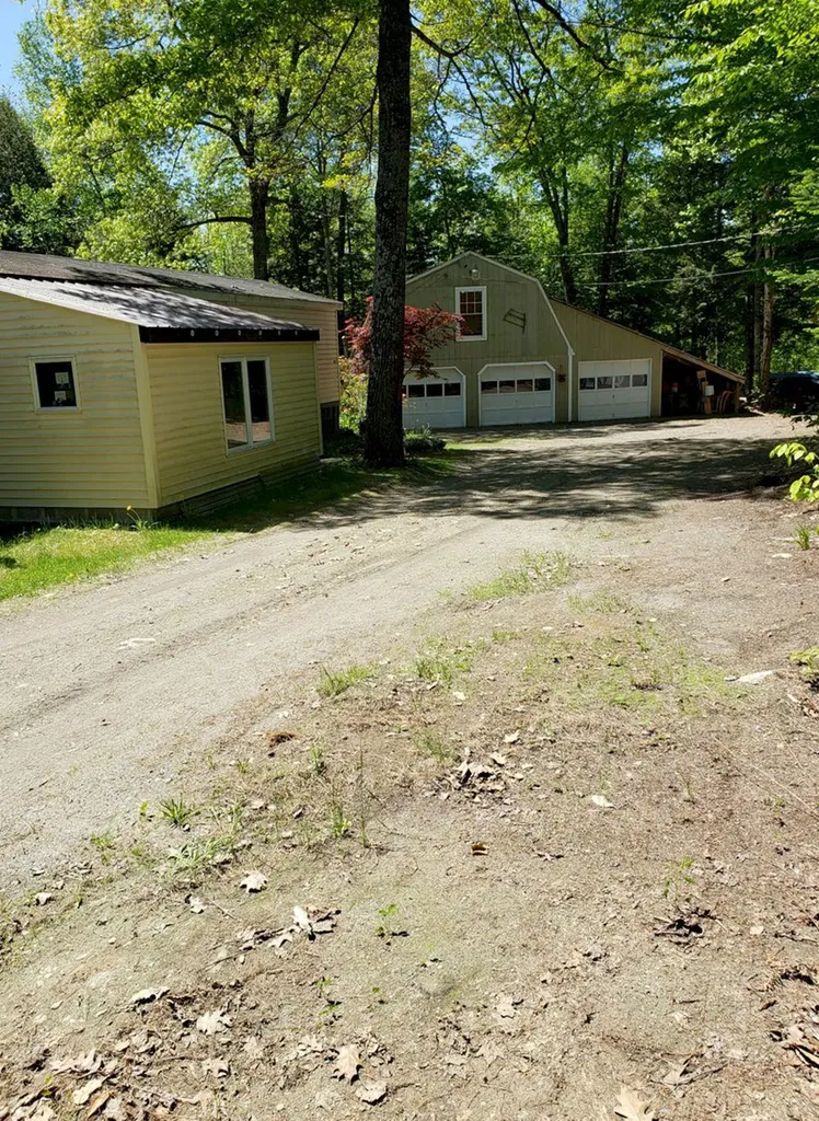 937 Hartland Road Canaan ME 04924