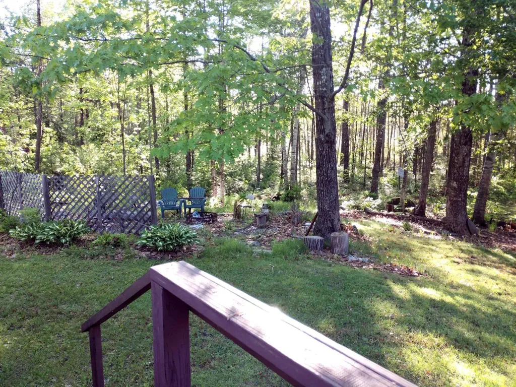 937 Hartland Road Canaan ME 04924