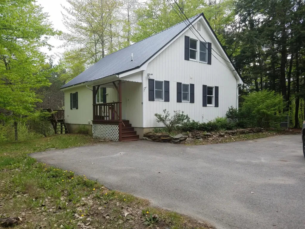64 Monroe Road Hampden ME 04444