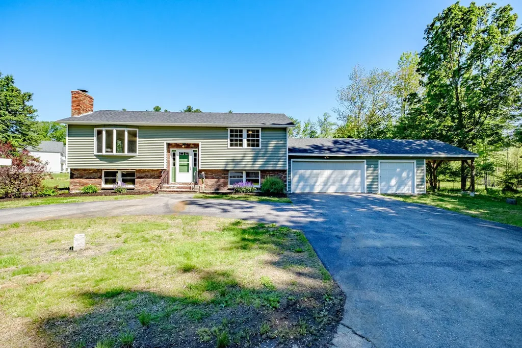 72 Maplewood Drive Gorham ME 04038