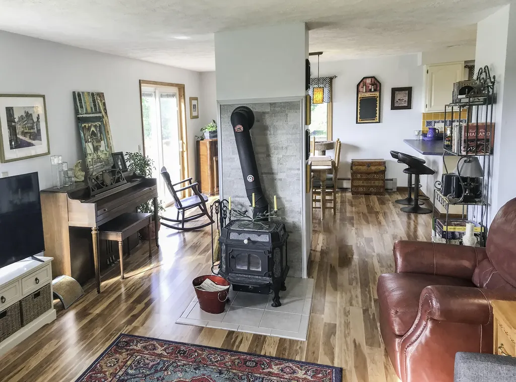 30 Broadview Heights Drive Readfield ME 04355