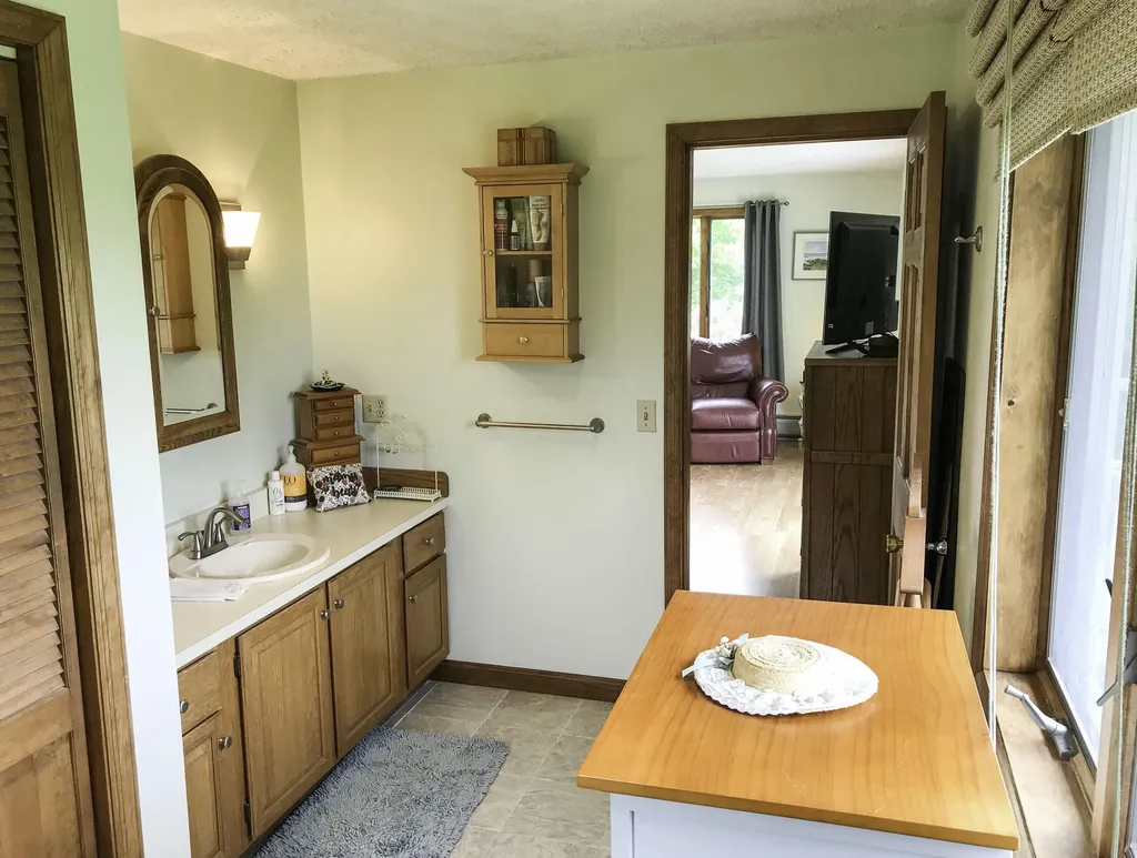30 Broadview Heights Drive Readfield ME 04355