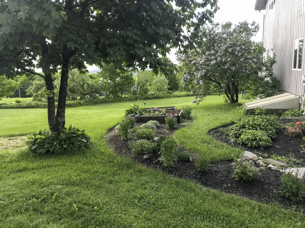 30 Broadview Heights Drive Readfield ME 04355