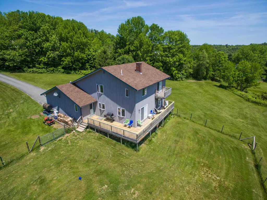 30 Broadview Heights Drive Readfield ME 04355