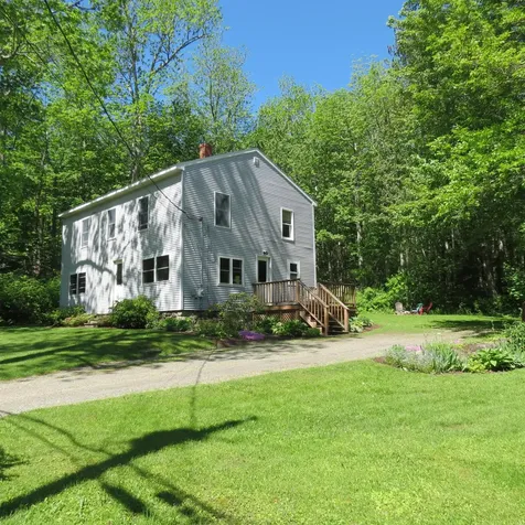 17 Thomas Street Camden ME 04843