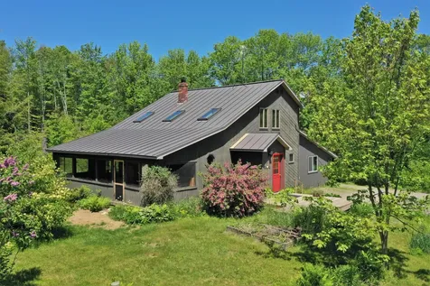 27 Lasselle Road Burnham ME 04922