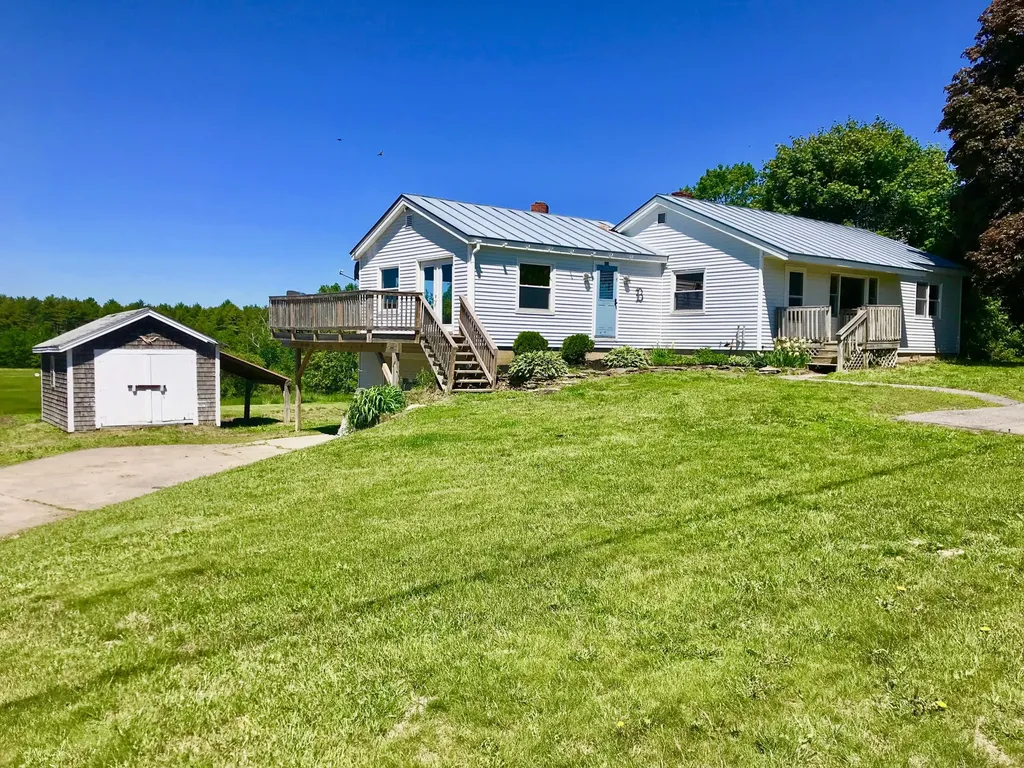 464 Ridge Road Windsor ME 04363