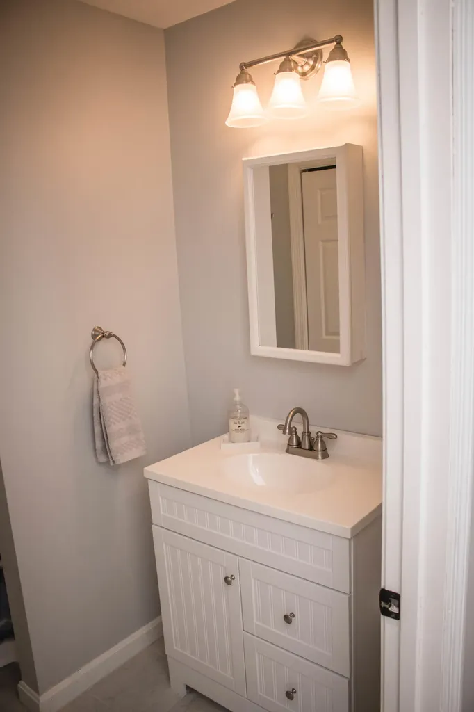 84 Mountain View Road Casco ME 04015