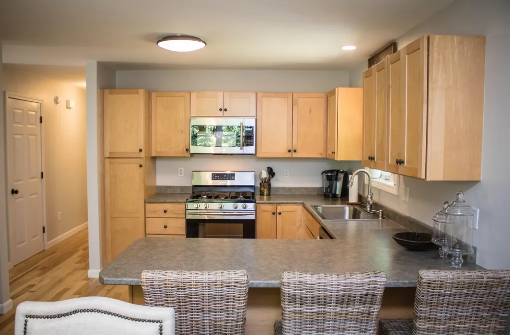 84 Mountain View Road Casco ME 04015