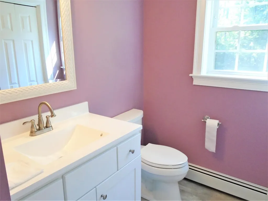 206 Waycross Way Limerick ME 04048