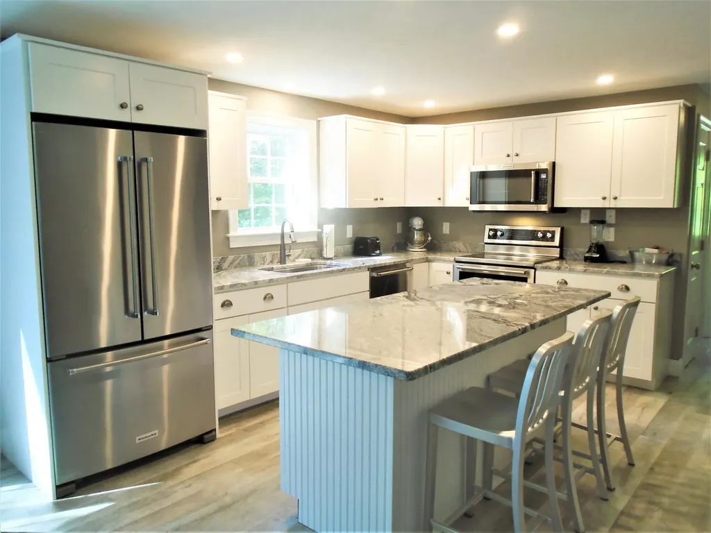 206 Waycross Way Limerick ME 04048