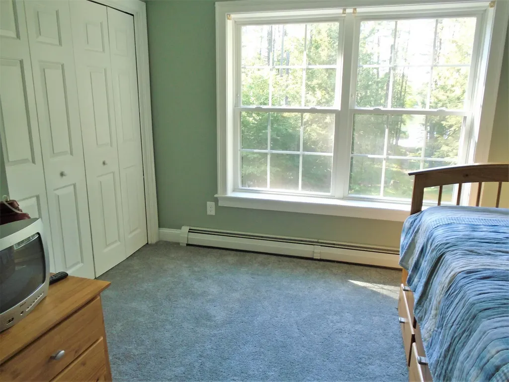 206 Waycross Way Limerick ME 04048