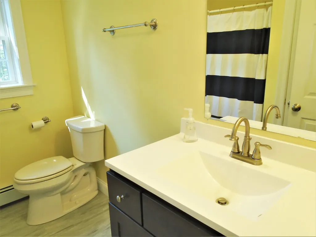 206 Waycross Way Limerick ME 04048