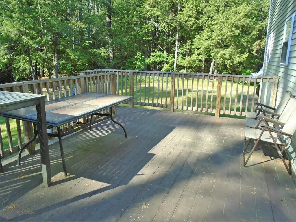206 Waycross Way Limerick ME 04048