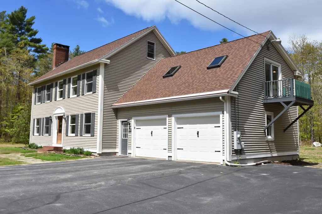 90 Woodland Road Windham ME 04062