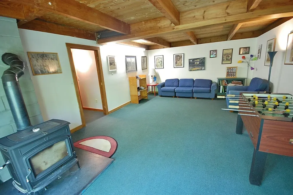 121 Hunter Road Freeport ME 04032