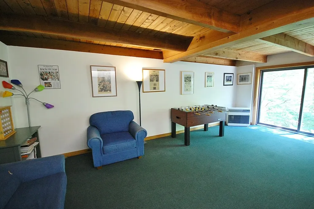 121 Hunter Road Freeport ME 04032